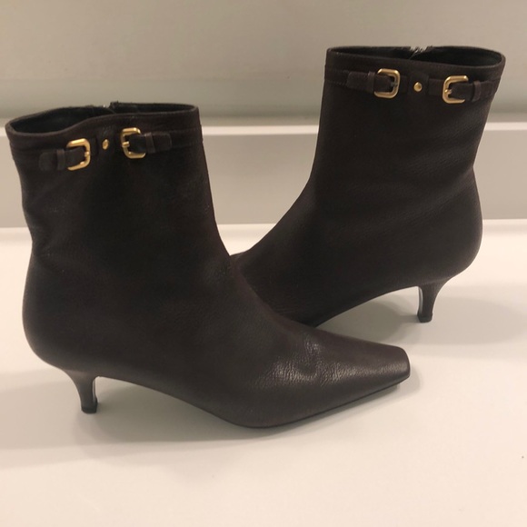Beautiful rich chocolate brown Prada boots - Picture 1 of 7